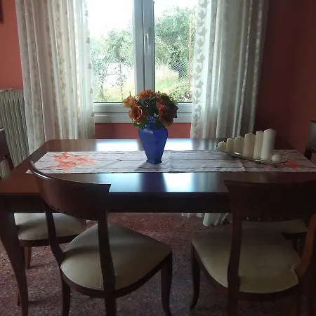 Barbara's Sea View Holiday home *